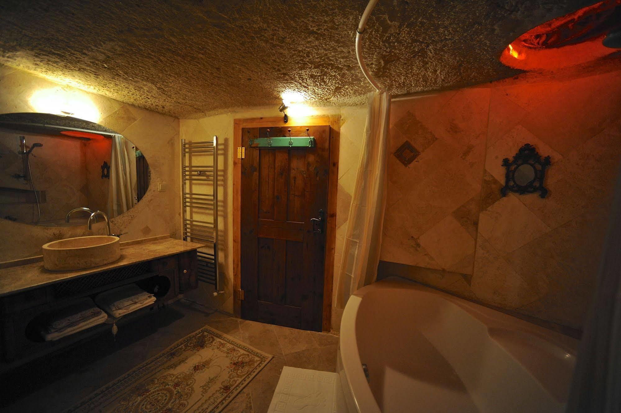 Anitya Cave House Apart Hotel Ortahisar Ngoại thất bức ảnh
