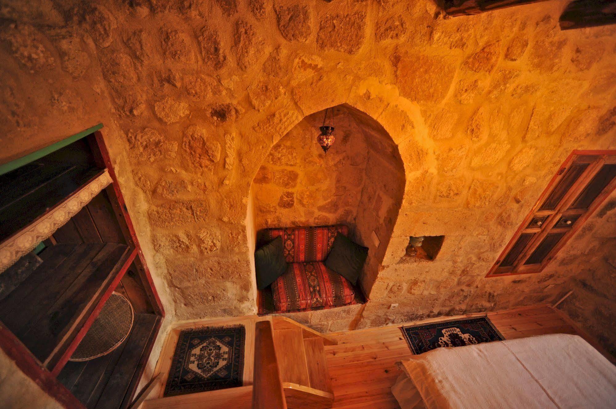 Anitya Cave House Apart Hotel Ortahisar Ngoại thất bức ảnh