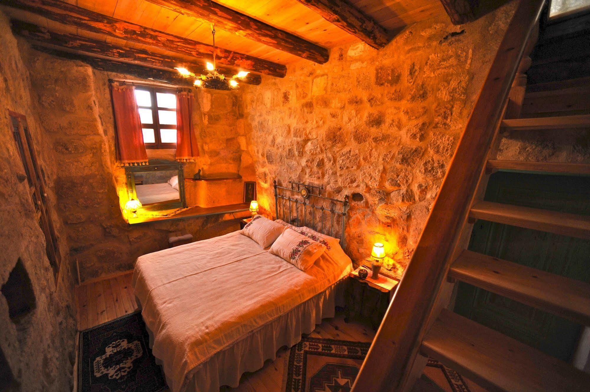 Anitya Cave House Apart Hotel Ortahisar Ngoại thất bức ảnh